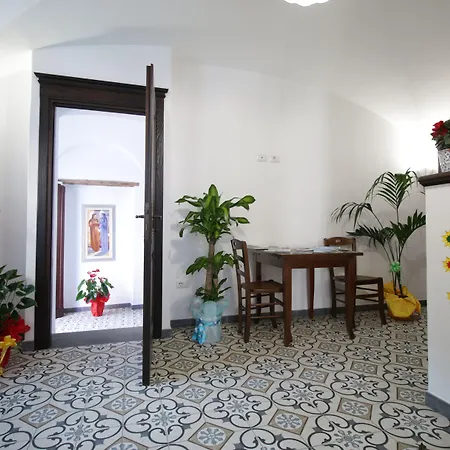 מלון Ghivine Diffuso דורגלי